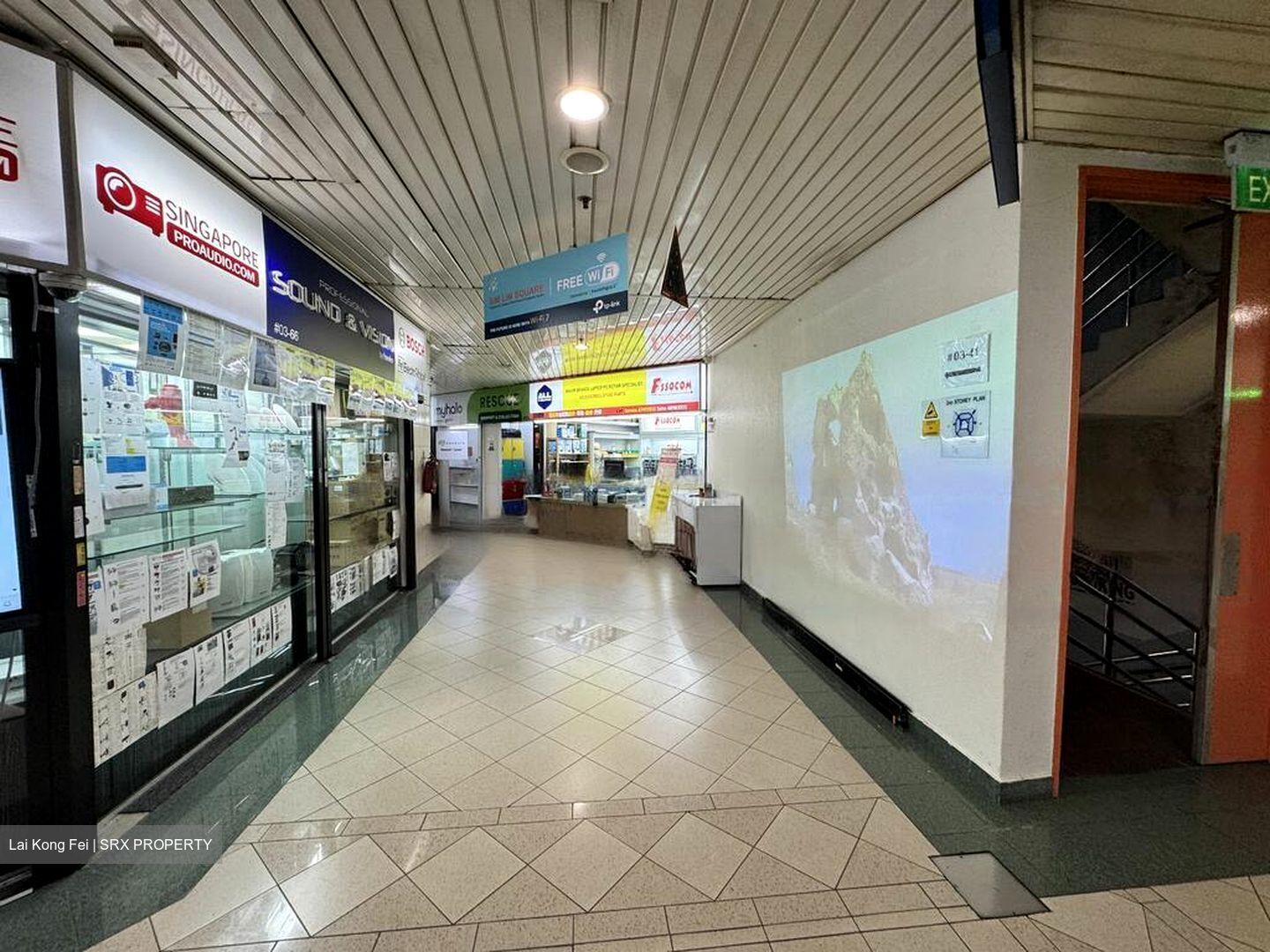 Sim Lim Square (D7), Shop House #453416281
